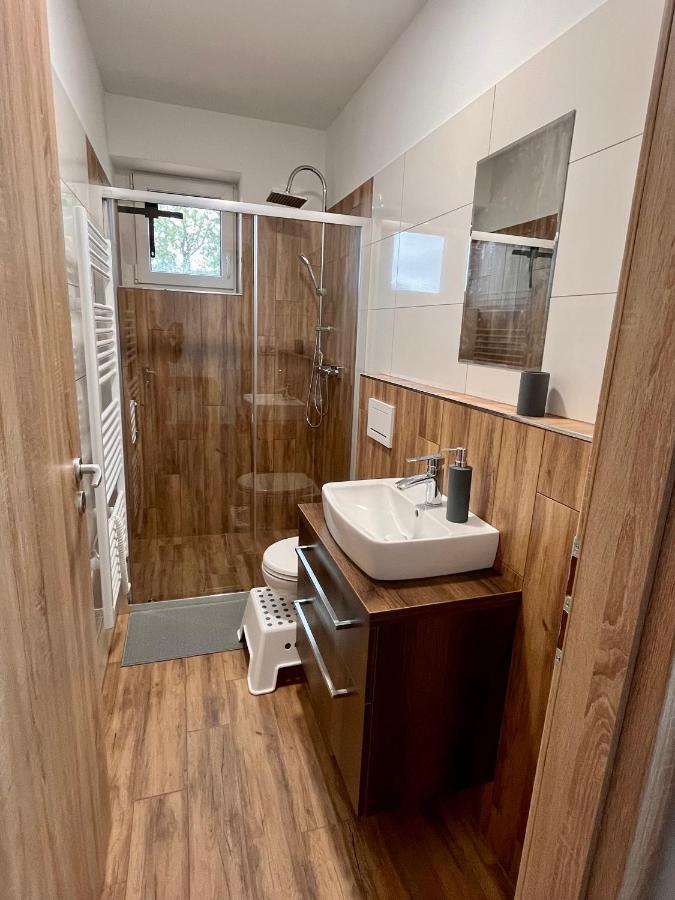 Apartamento U Srubu Moravany  Exterior foto