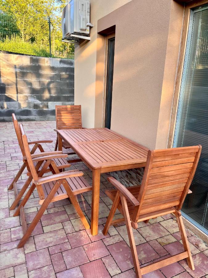 Apartamento U Srubu Moravany  Exterior foto